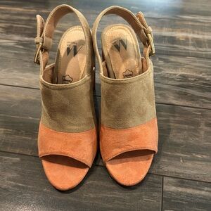 Vanessa Wu suede block heel sandal